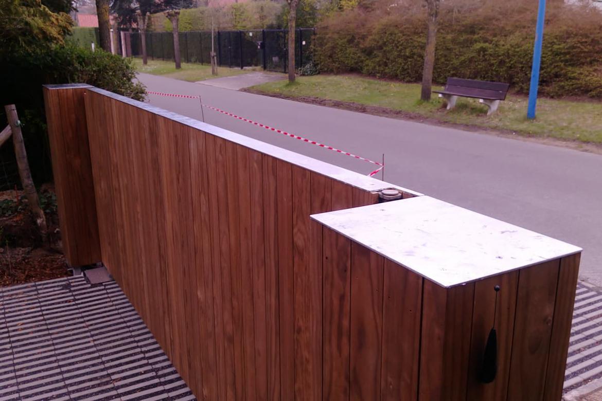 Houten poort oprit